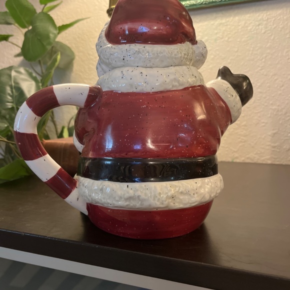 🎅🏻 2001 Julie Ueland ceramic Santa teapot. Manufacture by Enesco - Picture 3 of 6